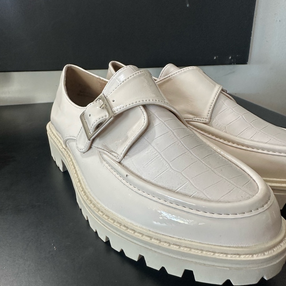 🆕Journee Collection Loafers - Picture 9 of 13